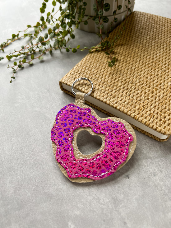 Load image into Gallery viewer, Hotpink Cheetah Donut Heart Keychain - January Special Edition

