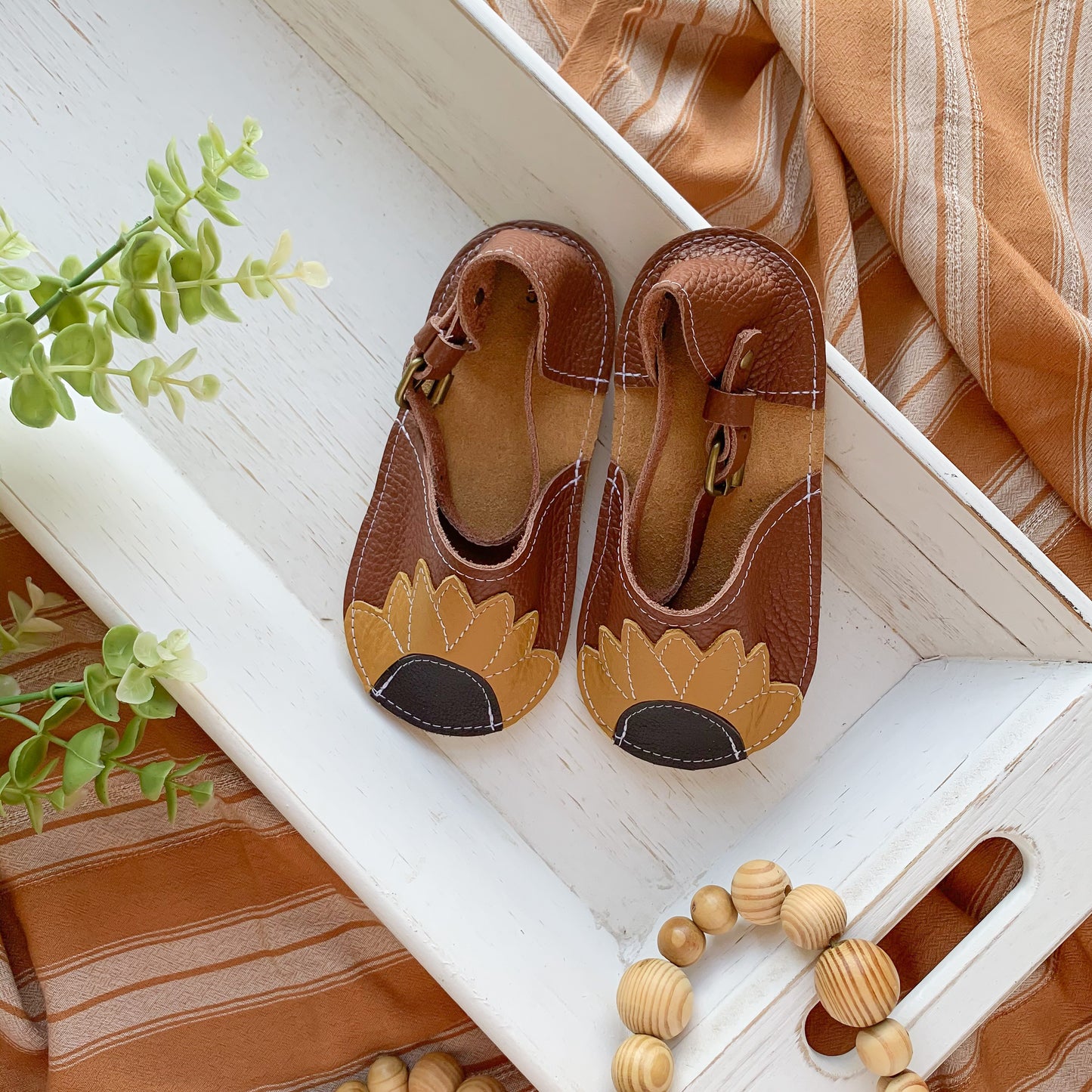 Load image into Gallery viewer, Sunflower on Nutmeg Explorer Sandals
